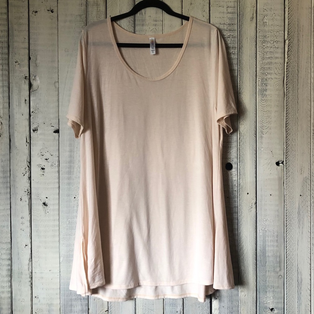 LulaRoe Light Pink Short Sleeve Tunic